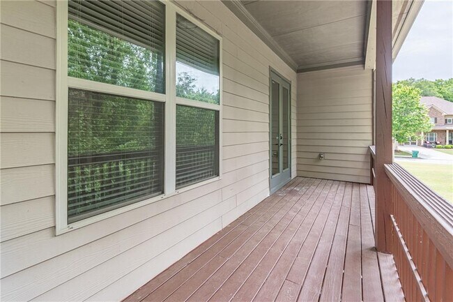 Building Photo - 764 Morganton Dr