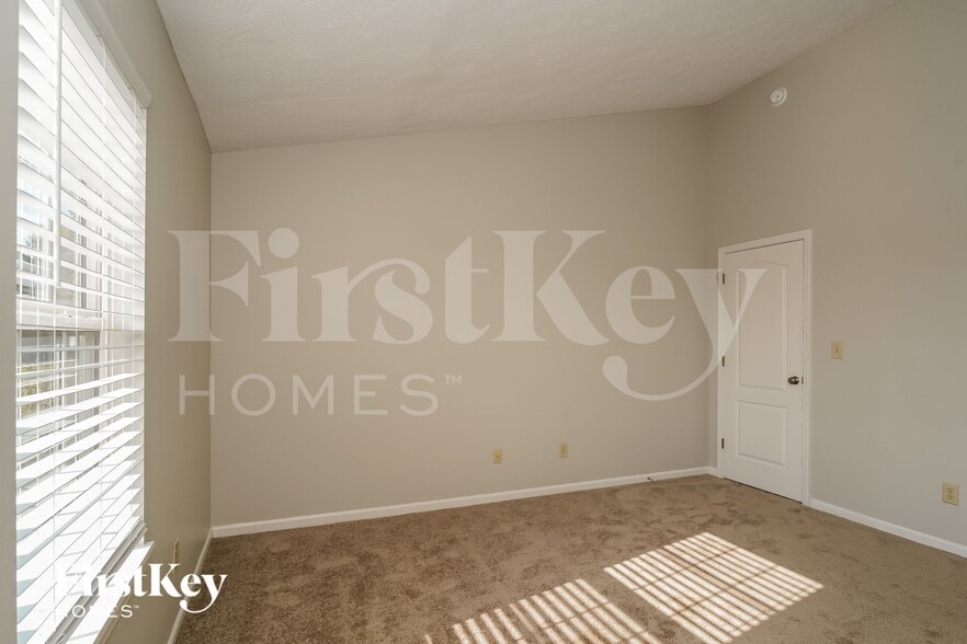 Building Photo - 1489 Mimosa Ct