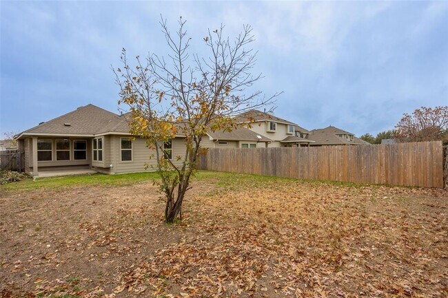 Building Photo - 615 Stampede Rd