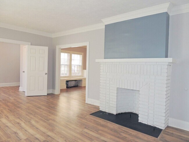 Building Photo - 3238 Euclid Heights Blvd