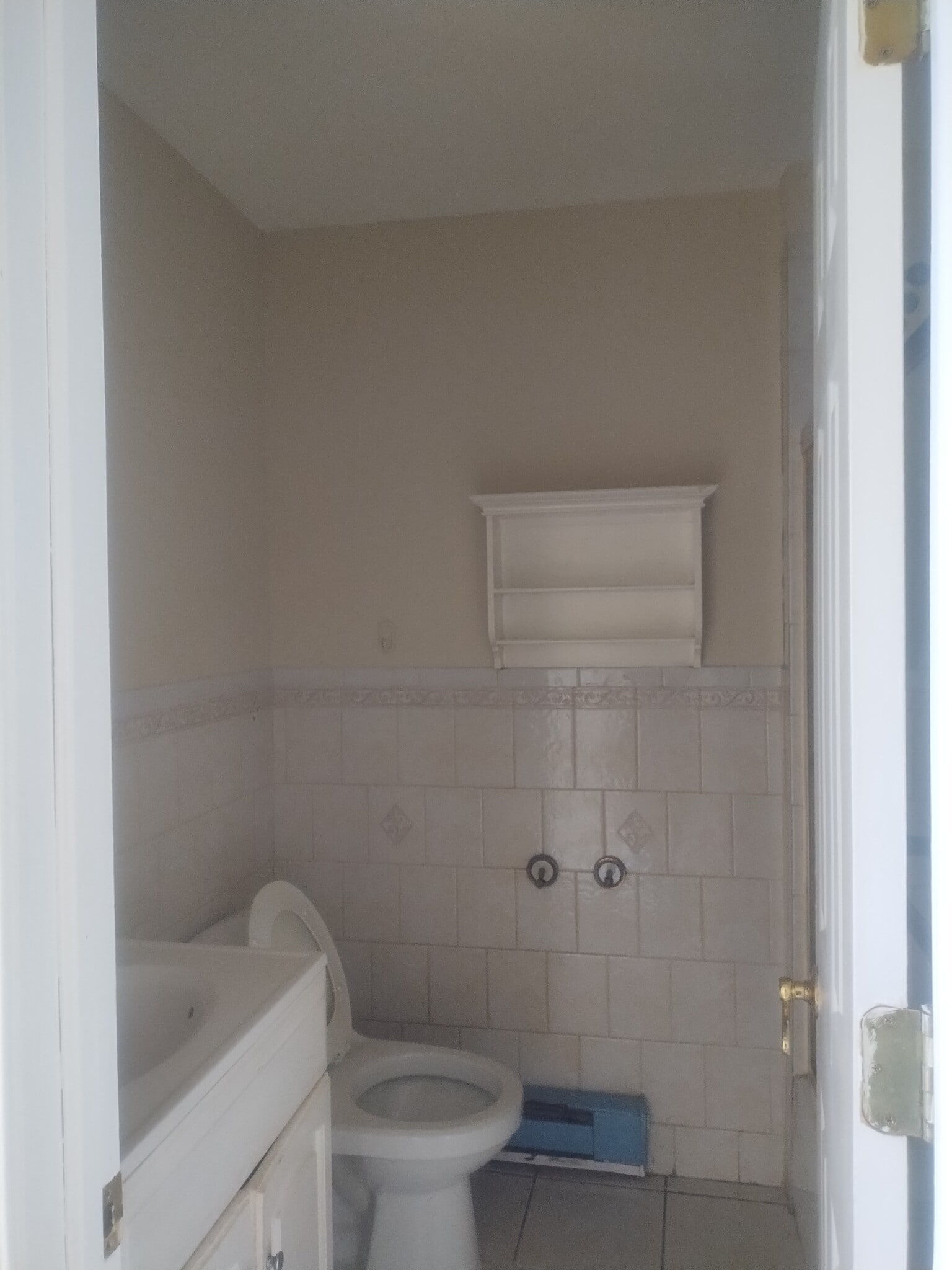 Building Photo - 17 Wallis Ave