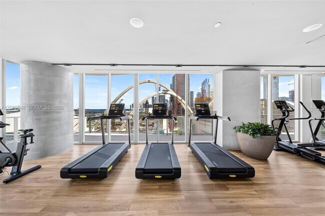 Building Photo - 1400 Biscayne Blvd