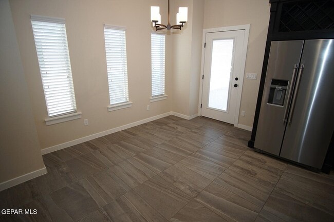 Building Photo - 14829 David Latin