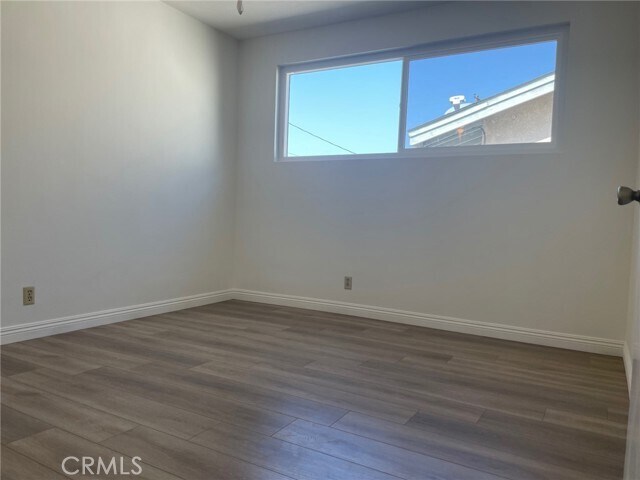 Building Photo - 1451 Roycroft Ave