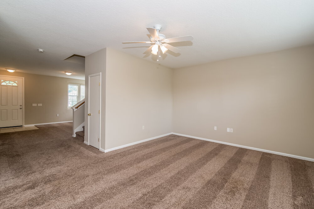 Building Photo - 2300 Justin Lake Dr