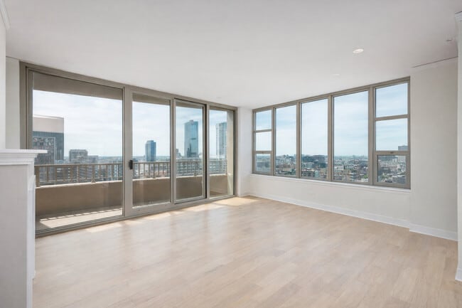 Building Photo - 200 N Jefferson St