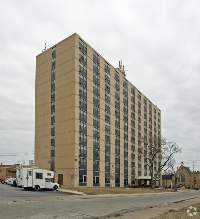 Building Photo - Lakeview Plaza