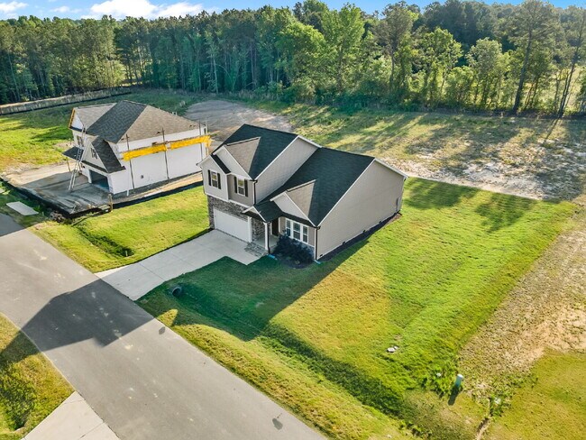 Building Photo - Modern 2023 Build | 2,200+ Sq Ft | Main-Level Primary | Loft + 2-Car Garage | Cul-De-Sac Lot