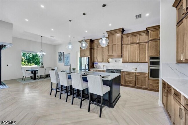 Building Photo - 3220 NW 21st St