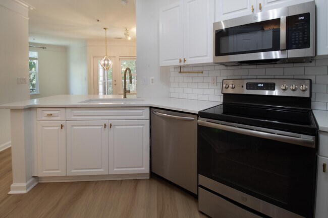 Building Photo - 2012 Telfair Way