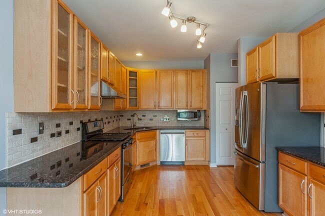 Building Photo - 360 Bay Tree Cir