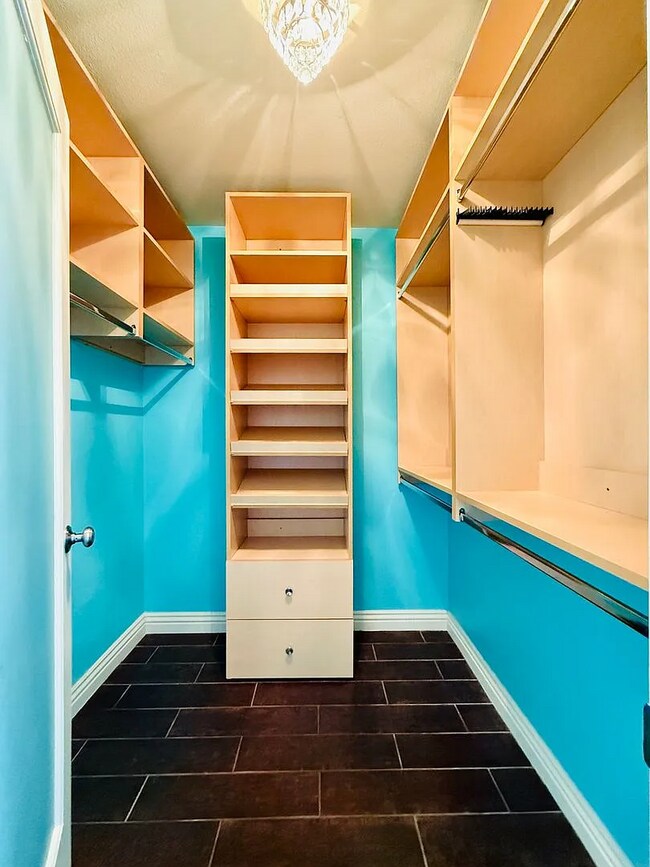 Building Photo - 8512 Arch Bay Ln
