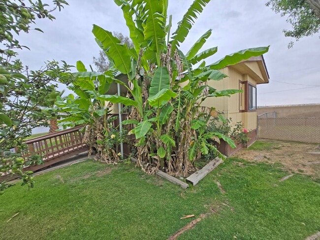Building Photo - 8633 E Brundage Ln