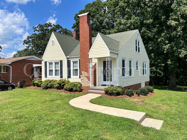Primary Photo - 649 Linville Rd