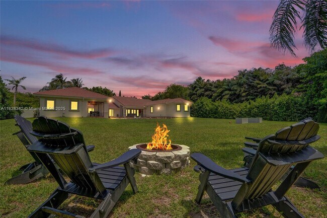 Building Photo - 5963 NW 75th Way