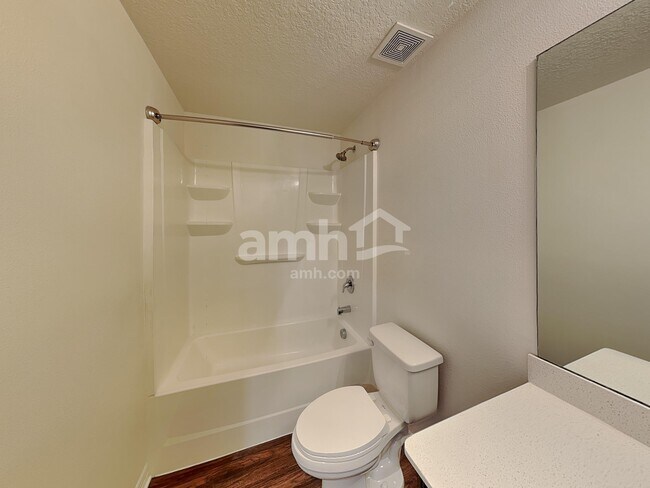 Building Photo - 816 Chatham Walk Dr