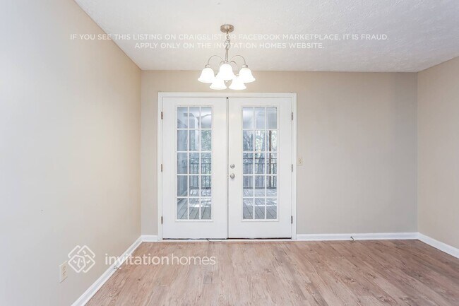 Building Photo - 1847 Rainbow Ln