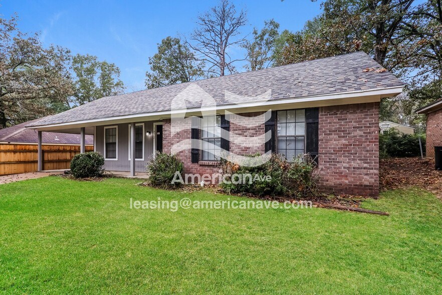 Building Photo - 1472 Bass Ave