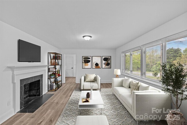 Building Photo - 1601 Gambia St