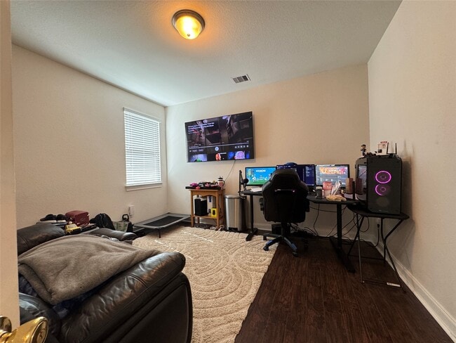 Building Photo - 12623 Hartford Bluff Ct