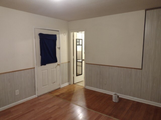 Building Photo - 603 Dawn Dr