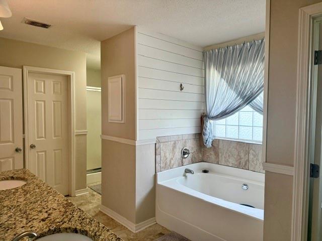 Building Photo - 9580 Estate Dr