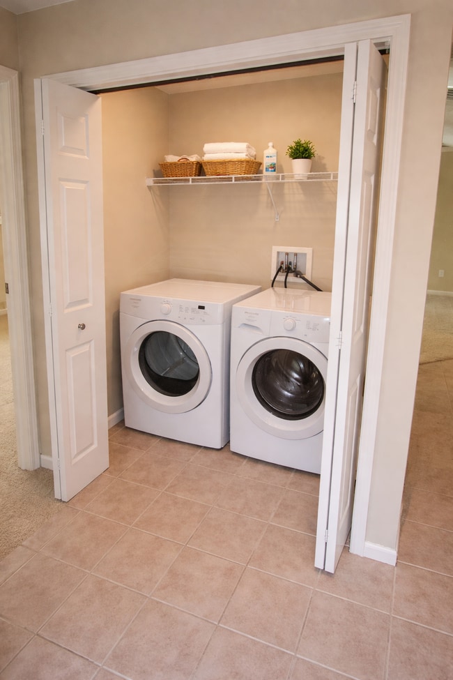 Building Photo - 6050 Flintlock Drive