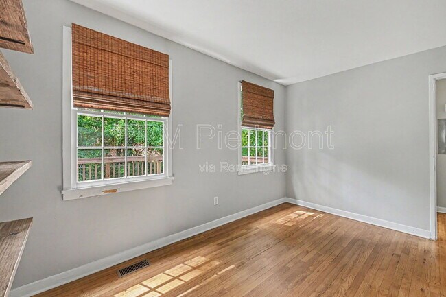 Building Photo - 2917 Ringle Rd