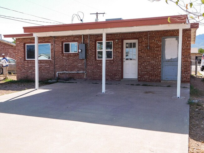 Building Photo - 8308 Capitan Cir