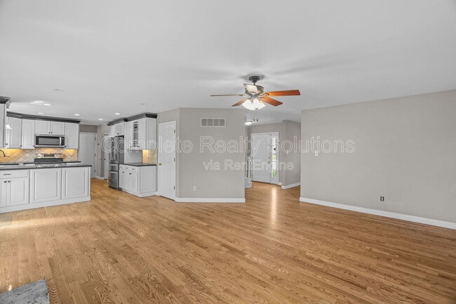 Building Photo - 16610 Green Needle Ct
