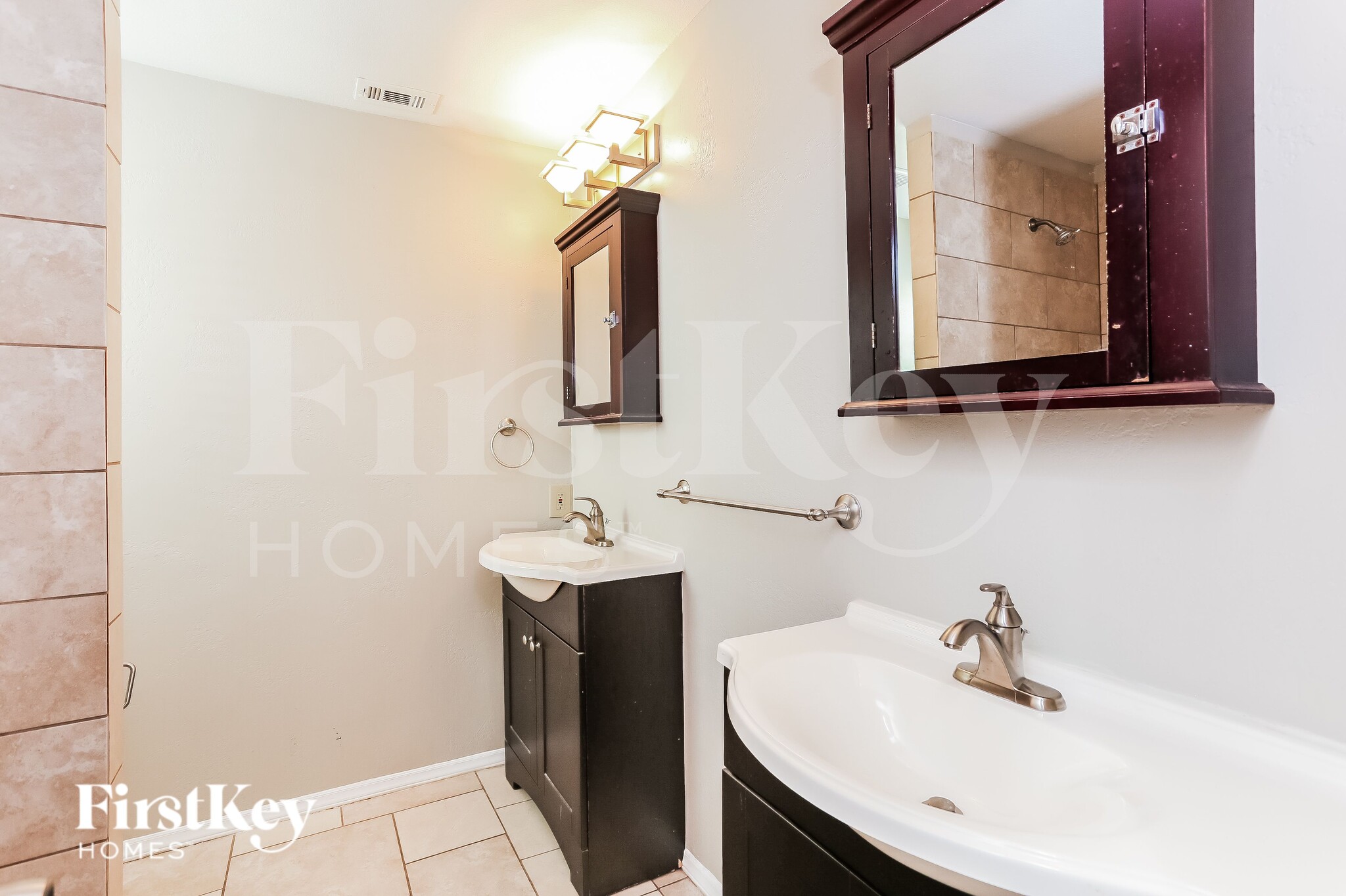 Building Photo - 1532 High Pointe Ln