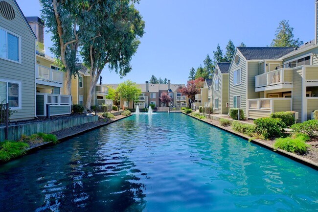 Building Photo - Fabulous 2 bedroom condo for rent in San R...