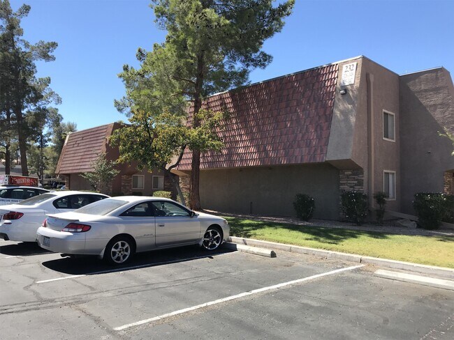 Building Photo - 5160 Indian River Dr