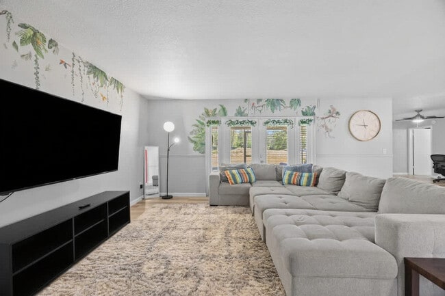 Building Photo - 12009 Florida Woods Ln