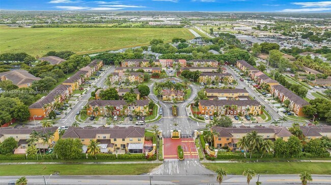 Building Photo - 755 E Mowry Ct