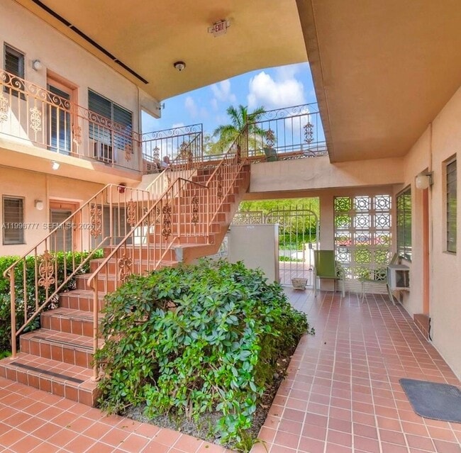 Building Photo - 1050 Pennsylvania Ave