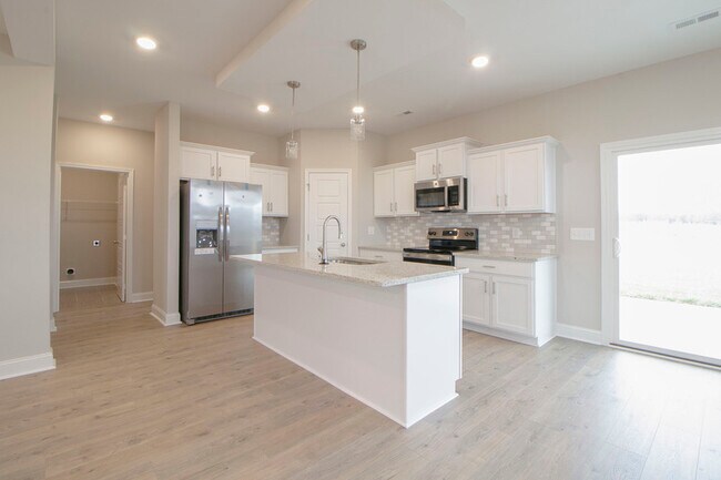 Building Photo - 2074 Ireland Wy