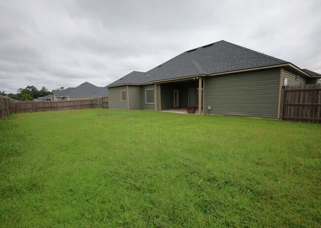 Building Photo - 3973 Valiant Ct