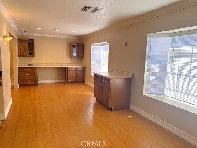 Building Photo - 128 N Dommer Ave