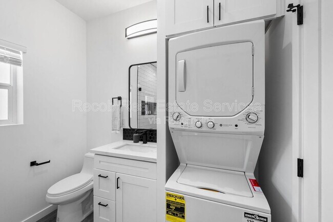 Building Photo - 5116 69th St