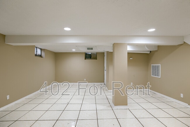 Building Photo - 4006 Redick Ave