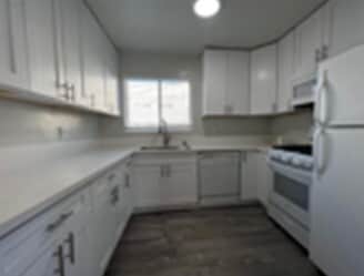 Building Photo - 1472 S Wooster St