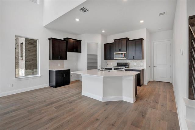 Building Photo - 4546 Community Ct