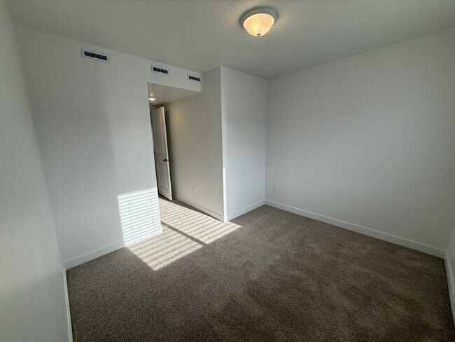 Building Photo - BRAND NEW Single Family Home