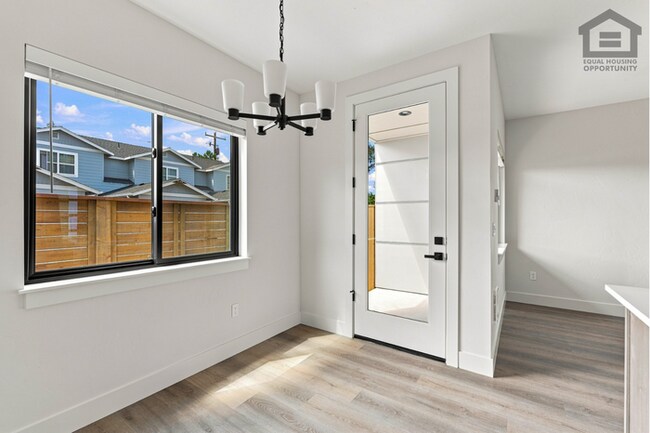 Building Photo - 2Bed/2.5Bath 2-Story Luxury Condo in Redmond, OR! -- BRAND NEW! NEVER LIVED IN!