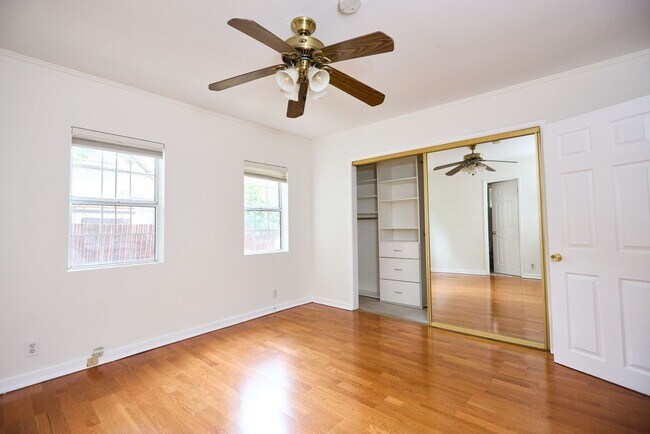 Building Photo - 3730 Edenhurst Ave