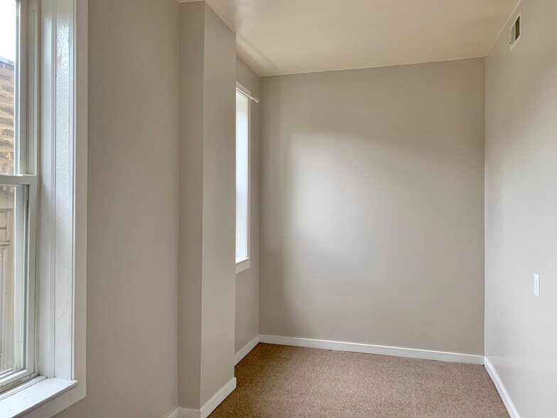 Building Photo - 1409 North Campbell Avenue