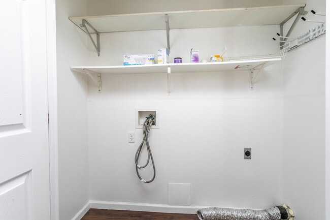 Building Photo - 4604 Nick Ct