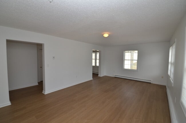 Building Photo - 99 W Wyoming Ave