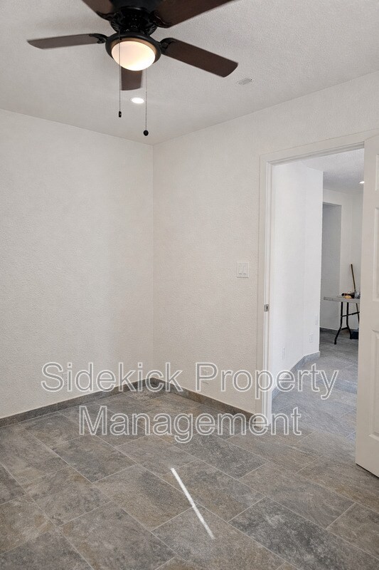 Building Photo - 1157 S Townsend Ave